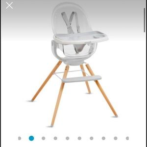 Munchkin cloud 360 swivel high chair
